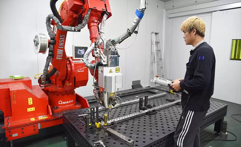FLW 光纖雷射熔接加工機