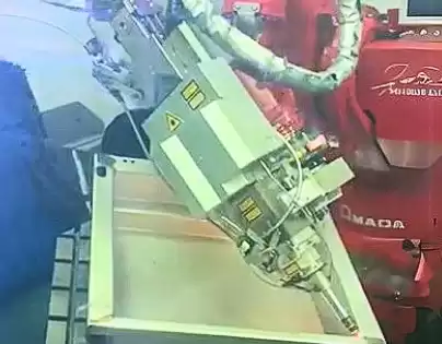  AMADA 光纖雷射熔接機